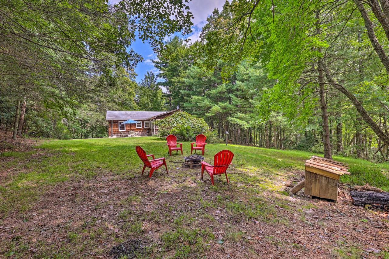 Peaceful Roaring Gap Retreat With Fire Pit And Patio! Villa Eksteriør bilde